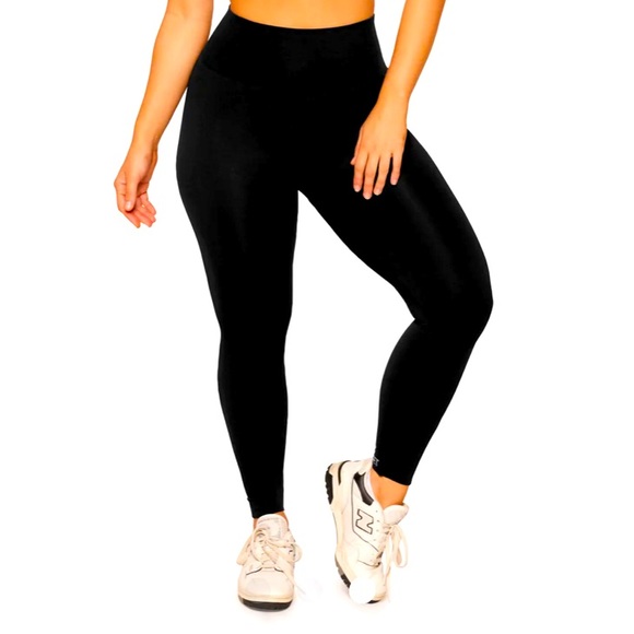 SET Active Sculptflex Leggings - As Seen on Kylie Jenner - Picture 2 of 5